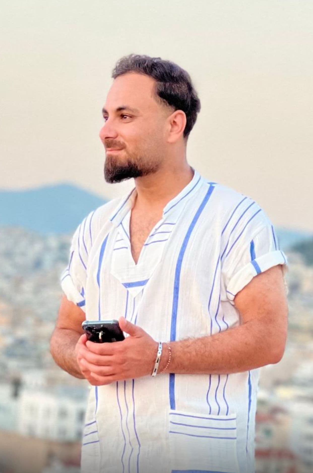 Portret barbier Na3mat in de werkplaats